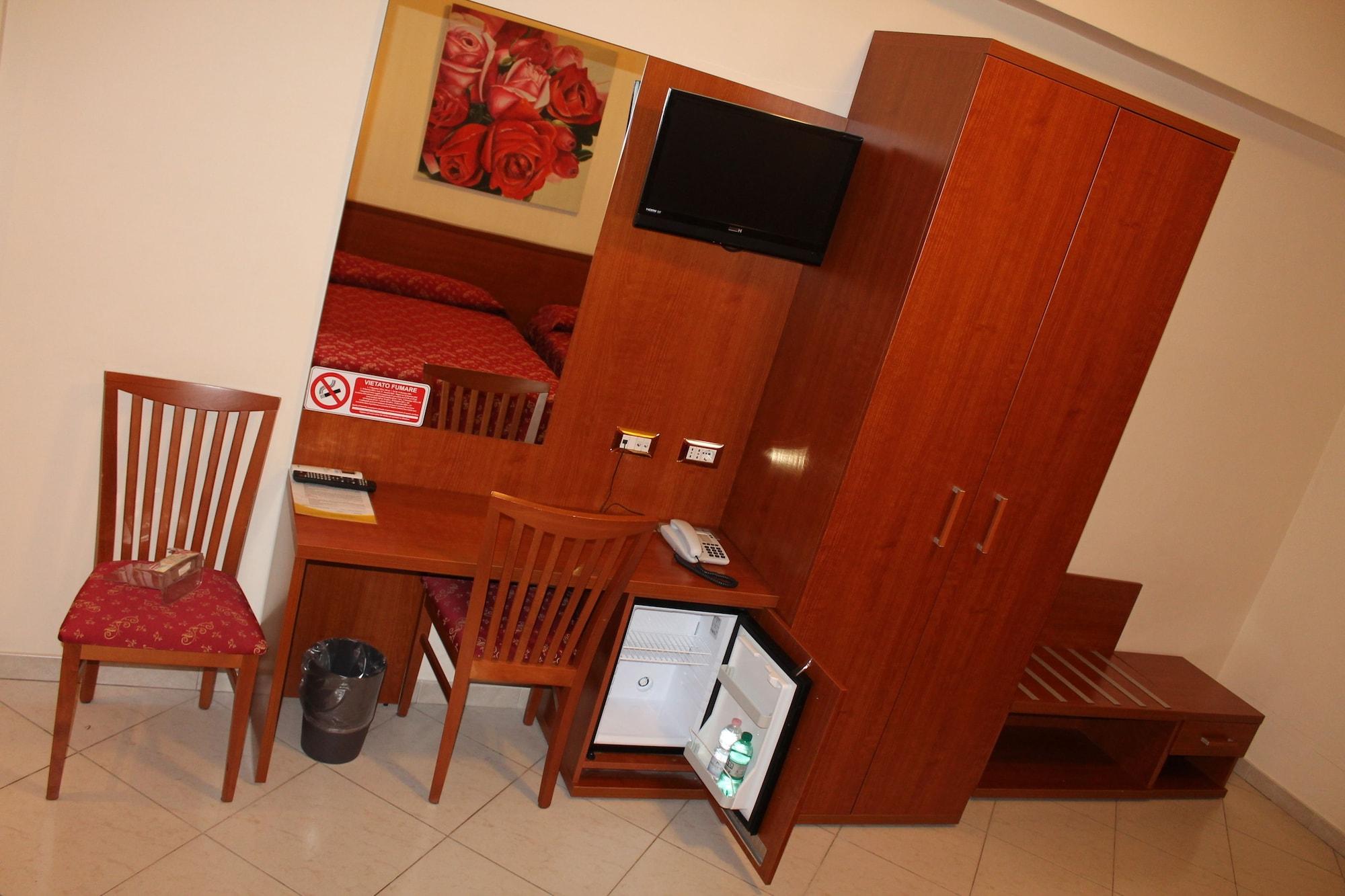 Hotel Vitti Róma Kültér fotó