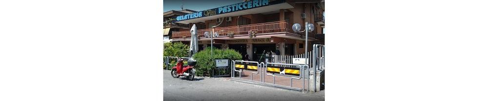 Hotel Vitti Róma Kültér fotó