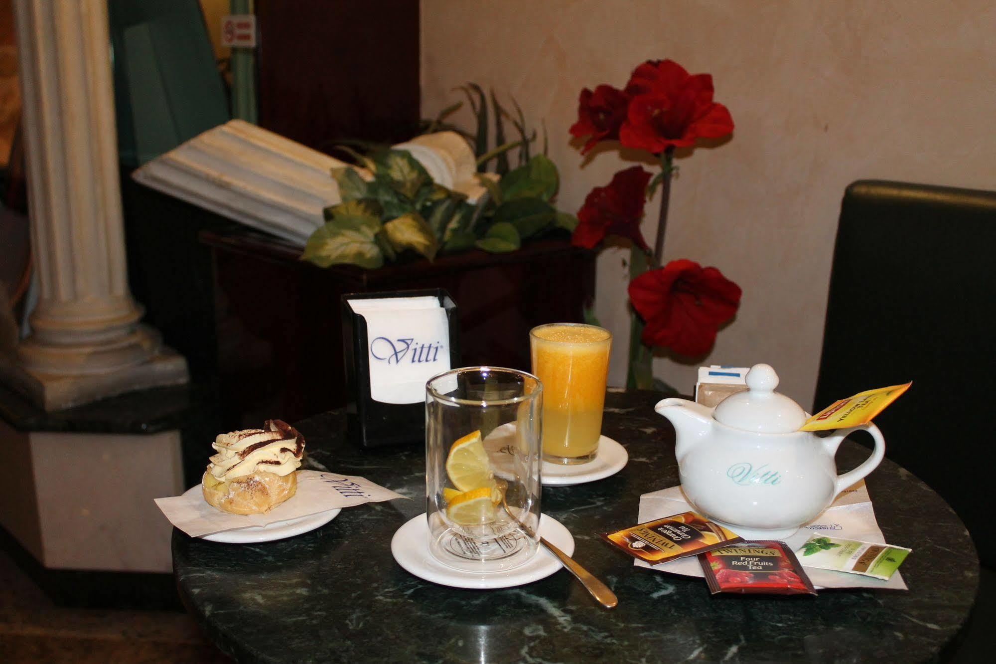 Hotel Vitti Róma Kültér fotó